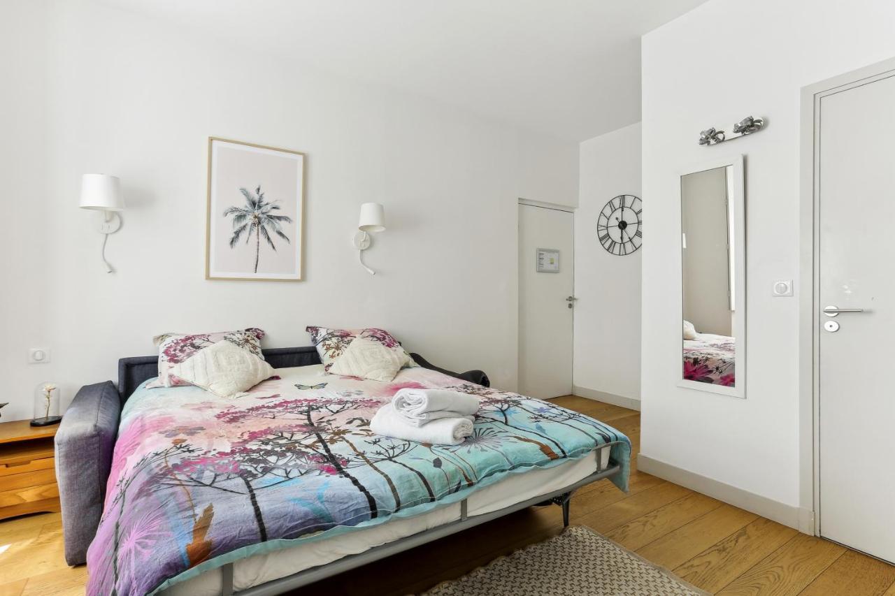 Cosy Studio - Coeur De Versailles Apartment ภายนอก รูปภาพ